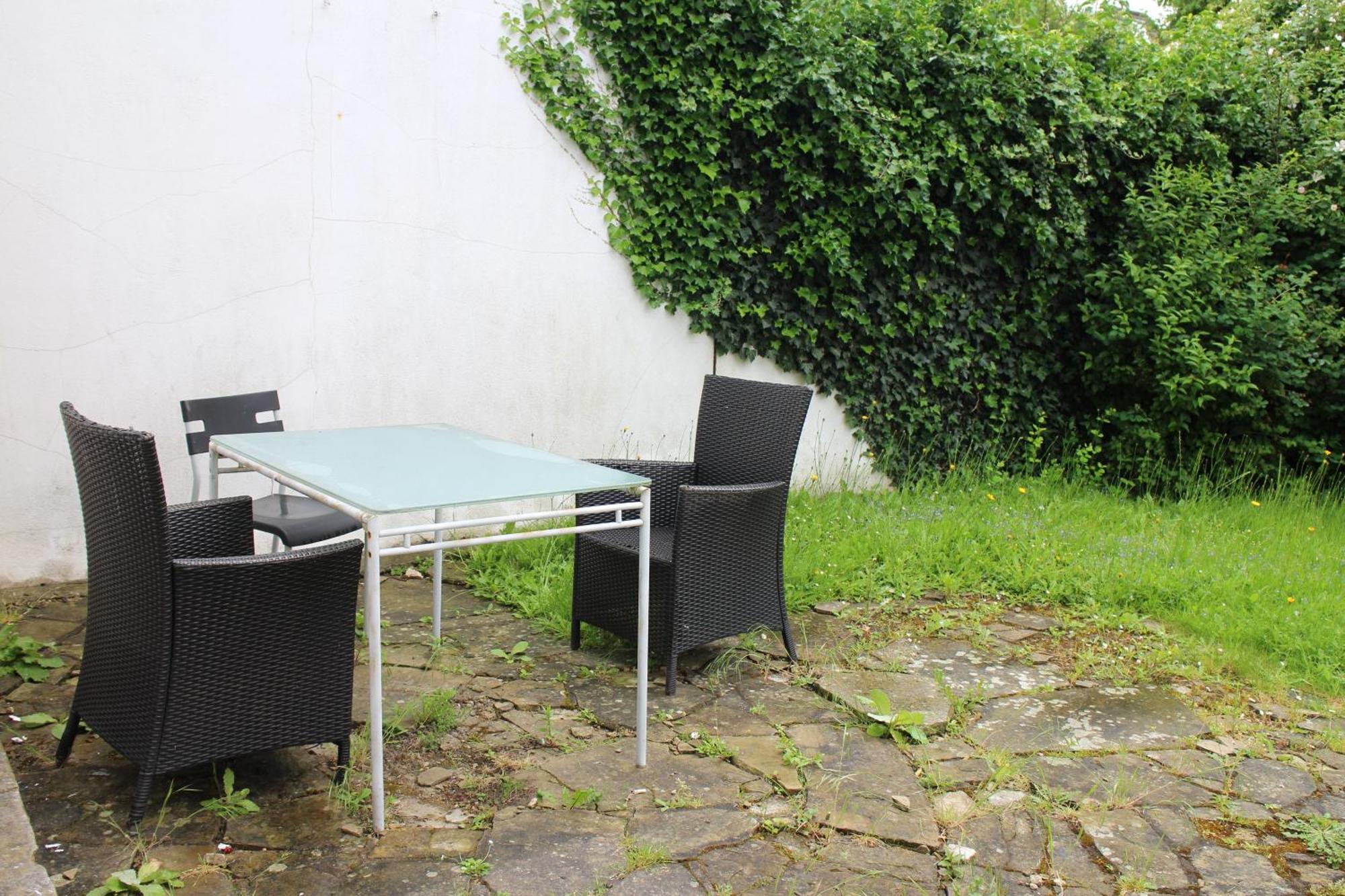 Large Garden Apartment On Golders Green High Road ลอนดอน ภายนอก รูปภาพ